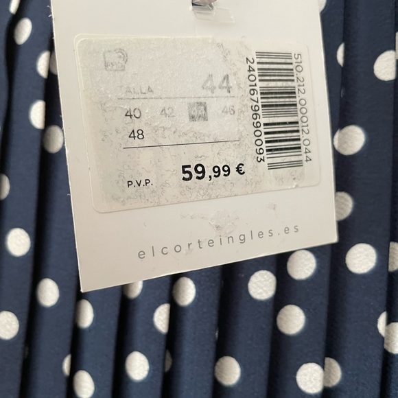 midi pleated skirt with aspirin patten - Picture 4 of 4